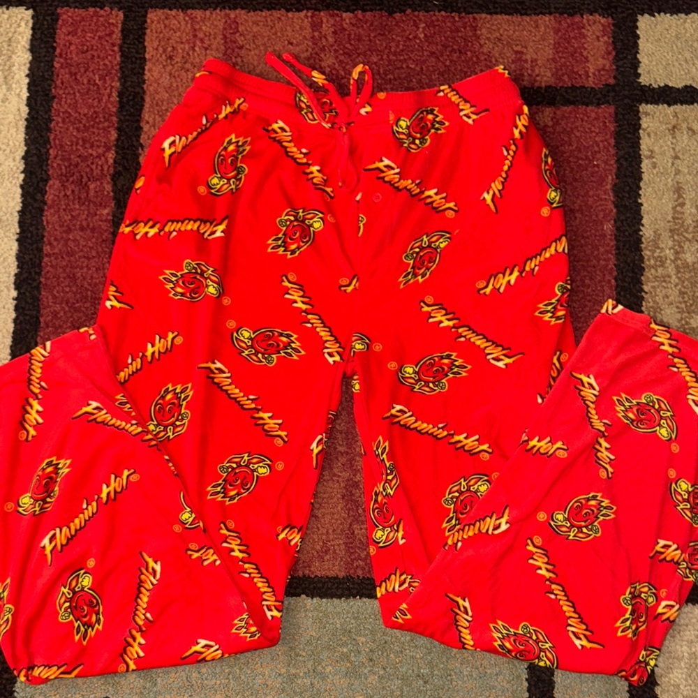 Men’s Flamin’ ‎ Hot Cheeto Sleep Pants